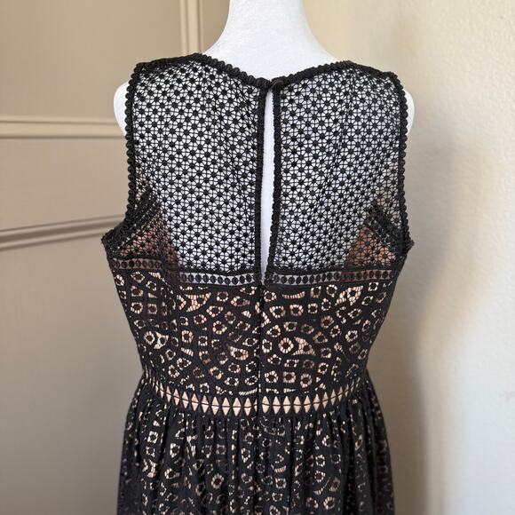 Eliza J Black Lace Overlay Dress Size 14 Formal Wedding $178 retail - Picture 4 of 7